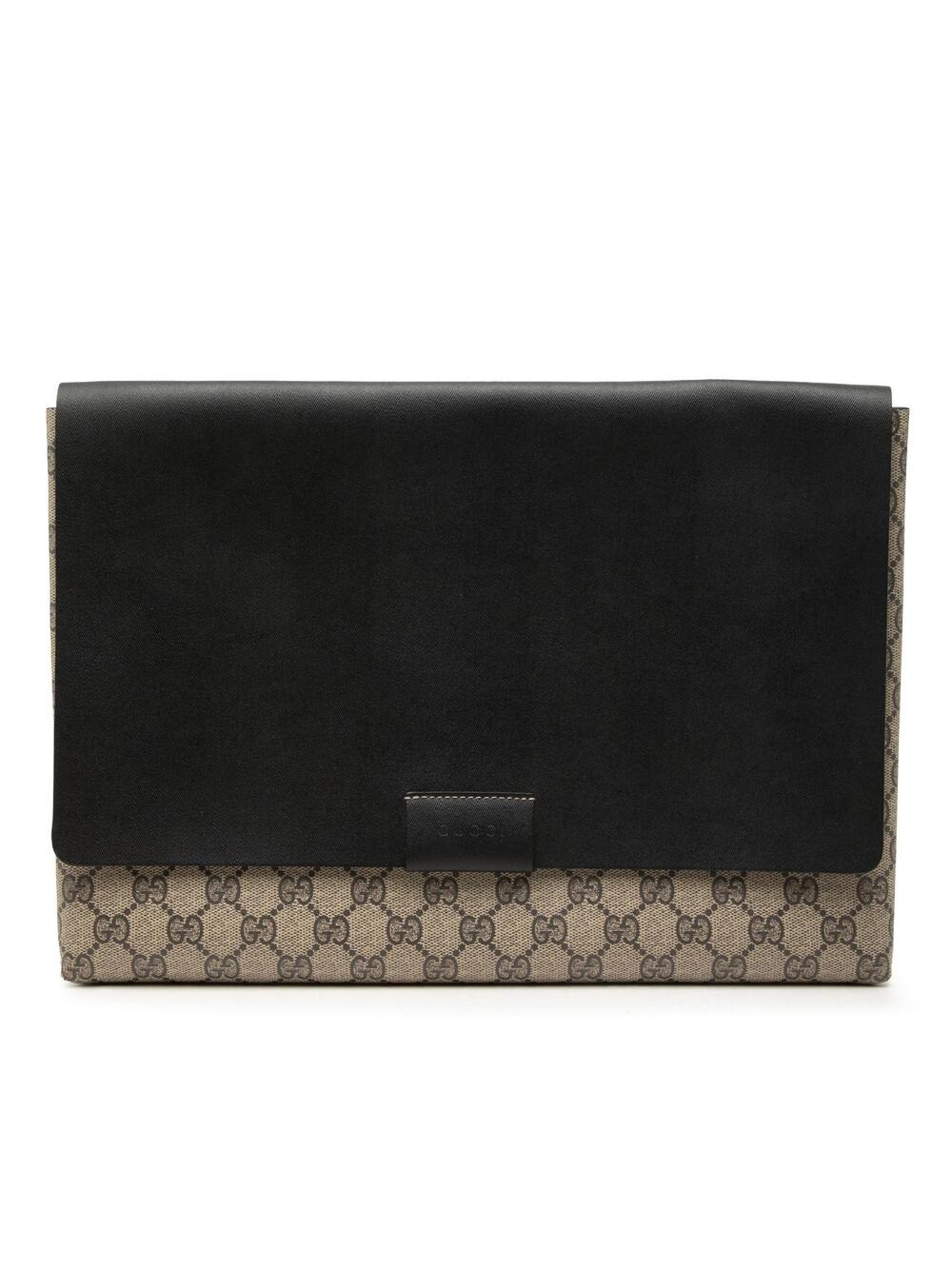 Gucci Large Gg Supreme Clutch Pre-Loved #318096G48B